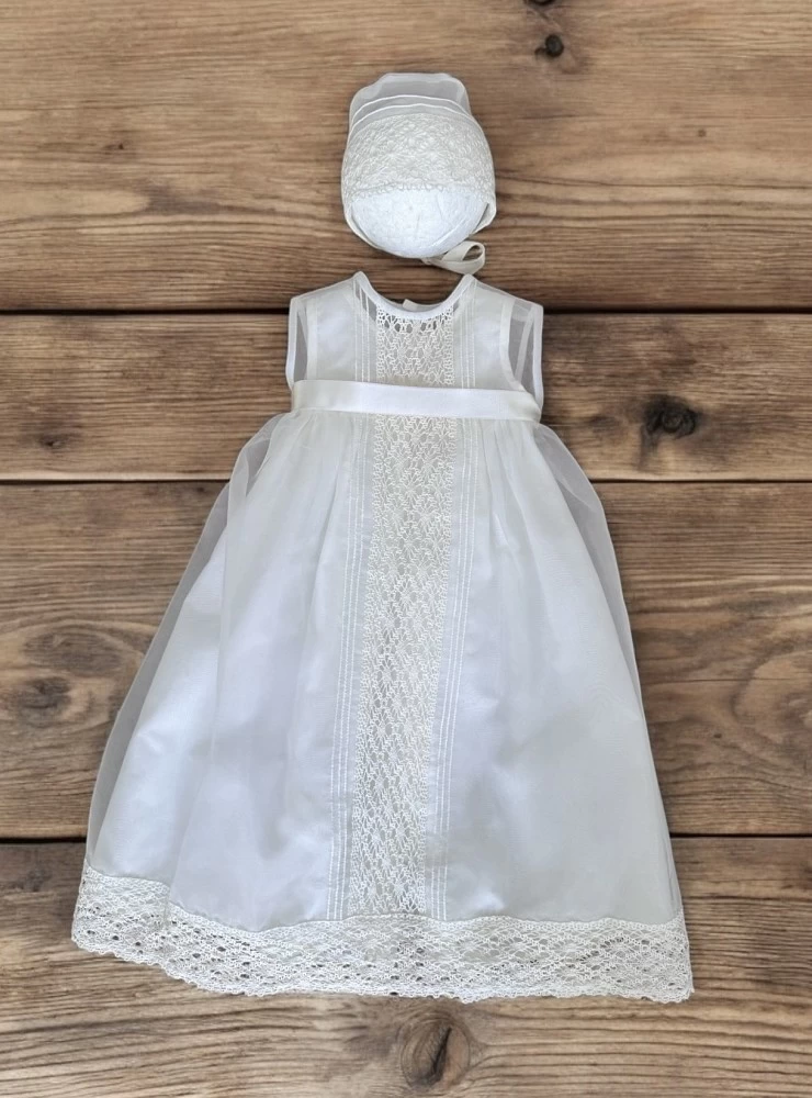 Conjunto unisex para Bautizo. Faldón y capota talla 6 meses