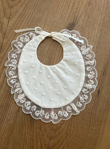 Embroidered tulle bib for Christening