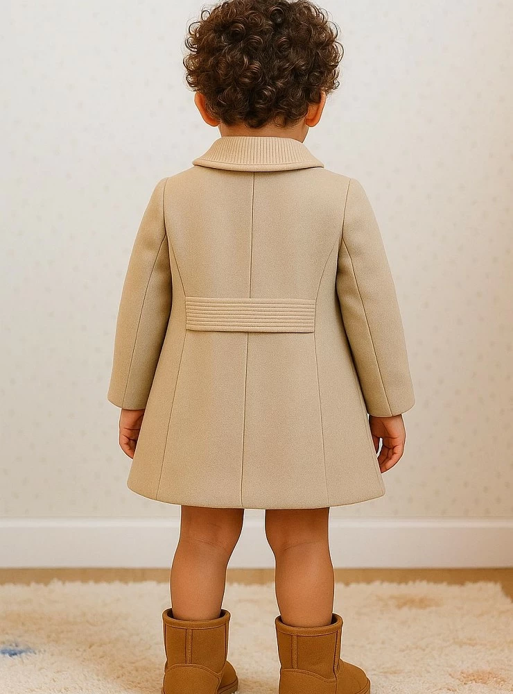 English coat for boys. Camel color.