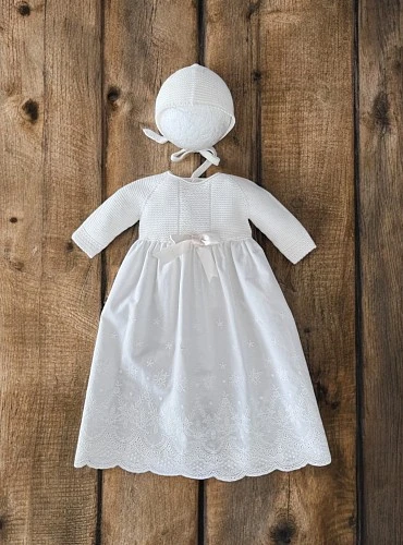 Faldón de bautizo unisex con capota de punto | Colección Dalia