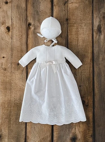 Faldón de bautizo unisex con capota de punto | Colección Dalia
