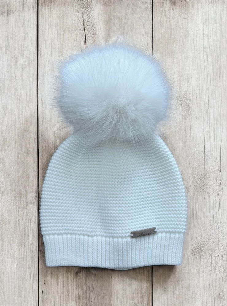 Faux fur pompom hat. Various colors. Unisex.