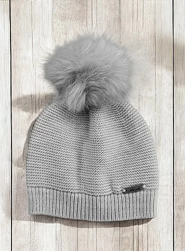 Faux fur pompom hat. Various colors. Unisex.