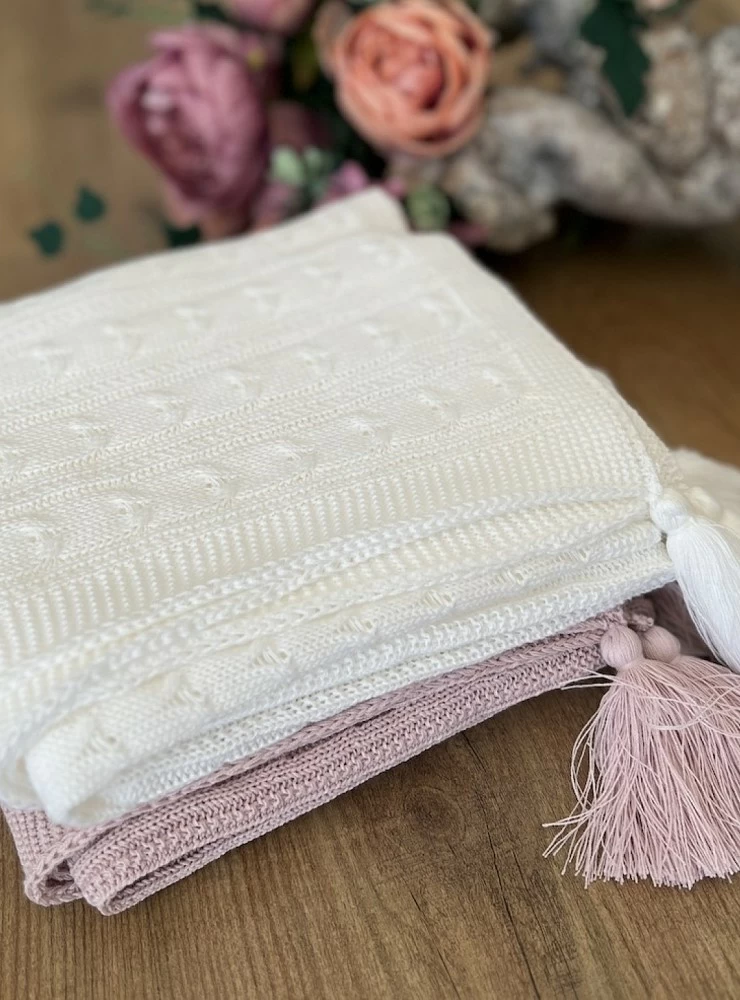Fine knit shawl with tassels