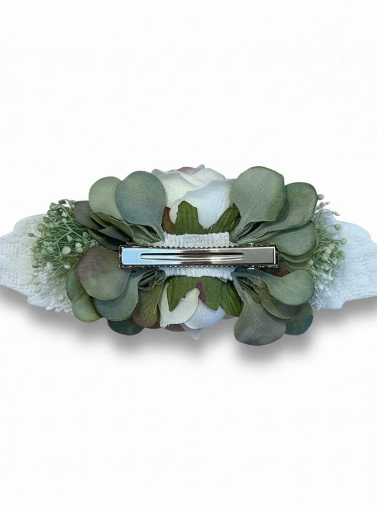 Flower clip fascinator. Two colors