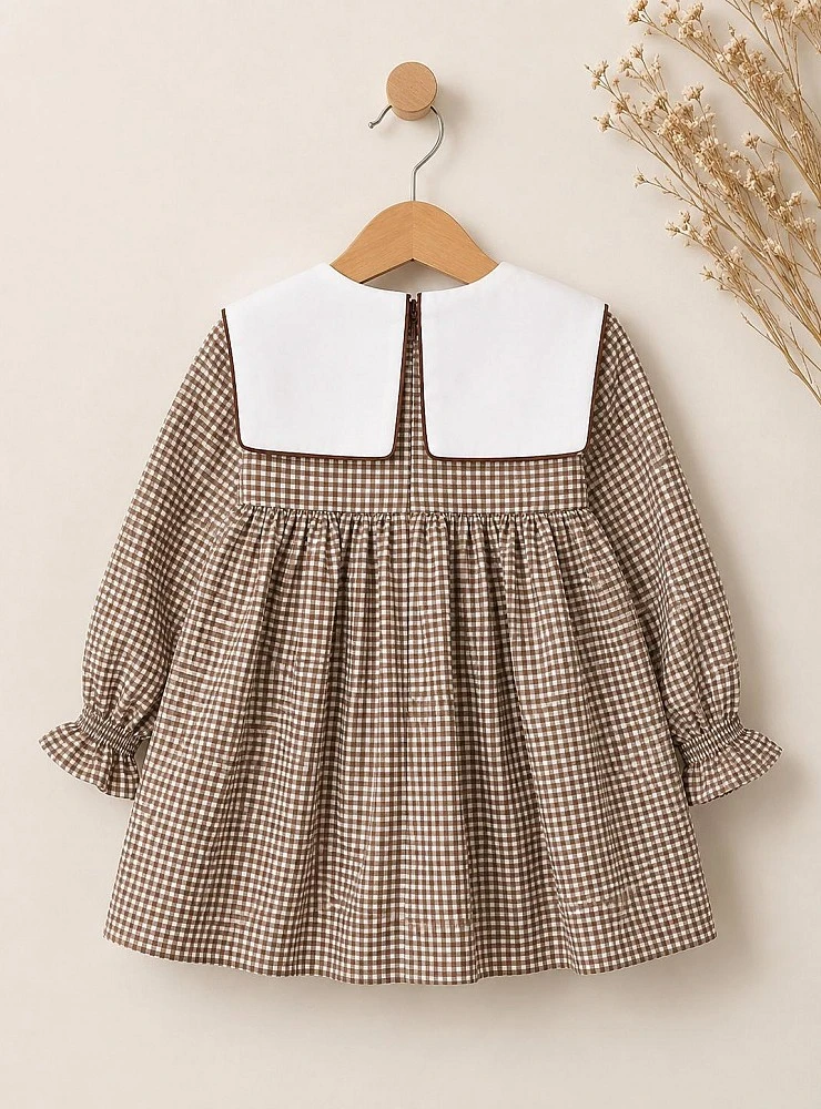 Foque Teckel girl's dress with embroidered collar