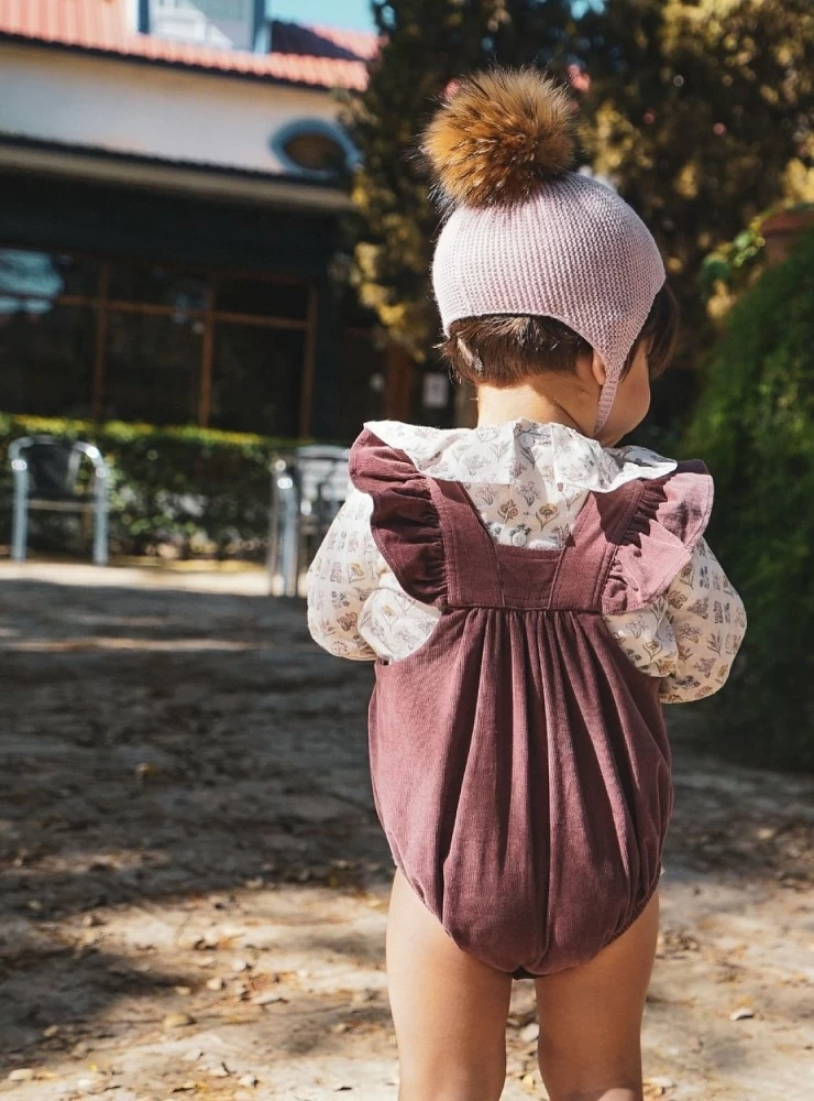 Frog and blouse for girls from the Flores collection by José Varón