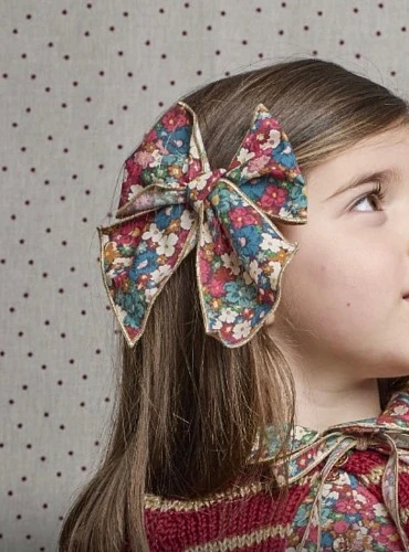 Girl's bow from the Amsterdam La Martinica collection with clip