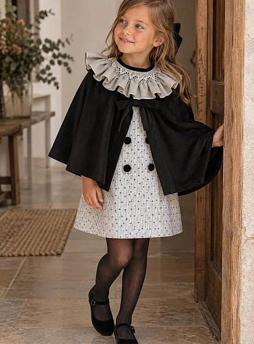 Girl's dress with velvet cape – Azabache Collection