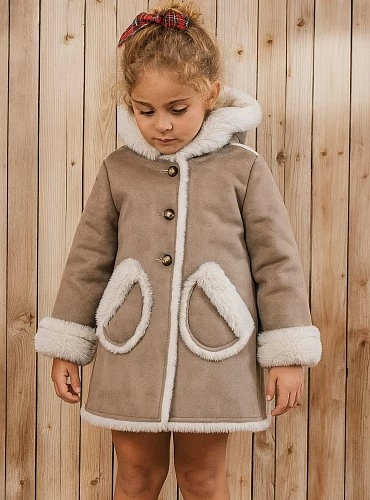 Girl's fur coat from Martinique