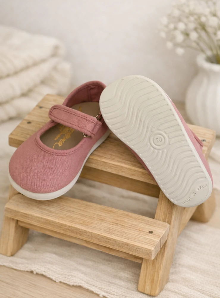 Girls' canvas Mary Janes. Respectful Footwear