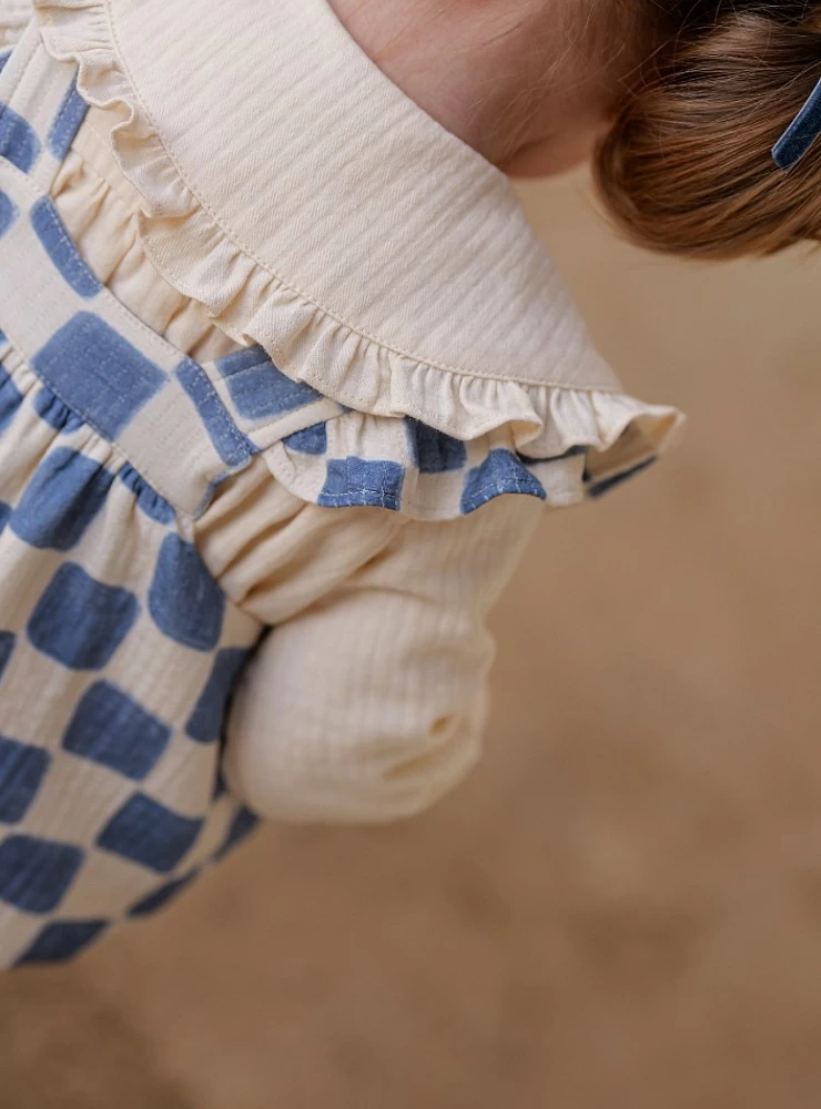 Girl's set from the Damero collection by José Varón