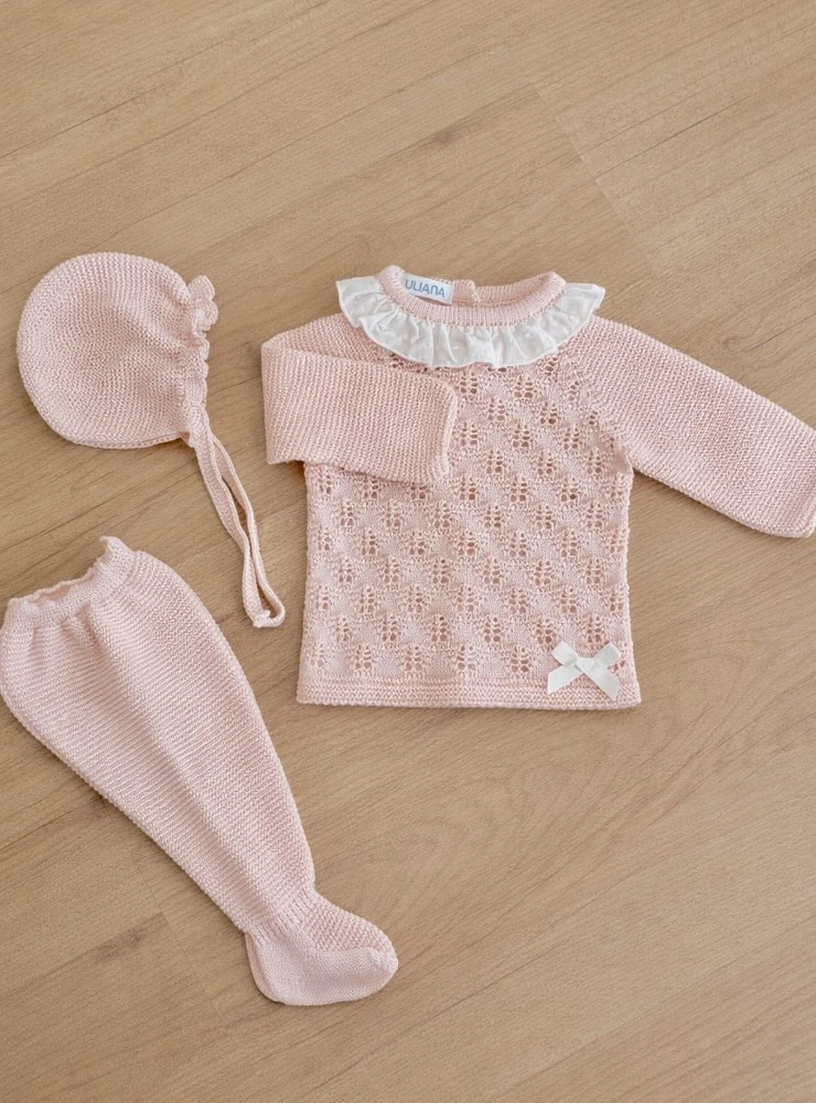 Girl's three-piece set in pale pink