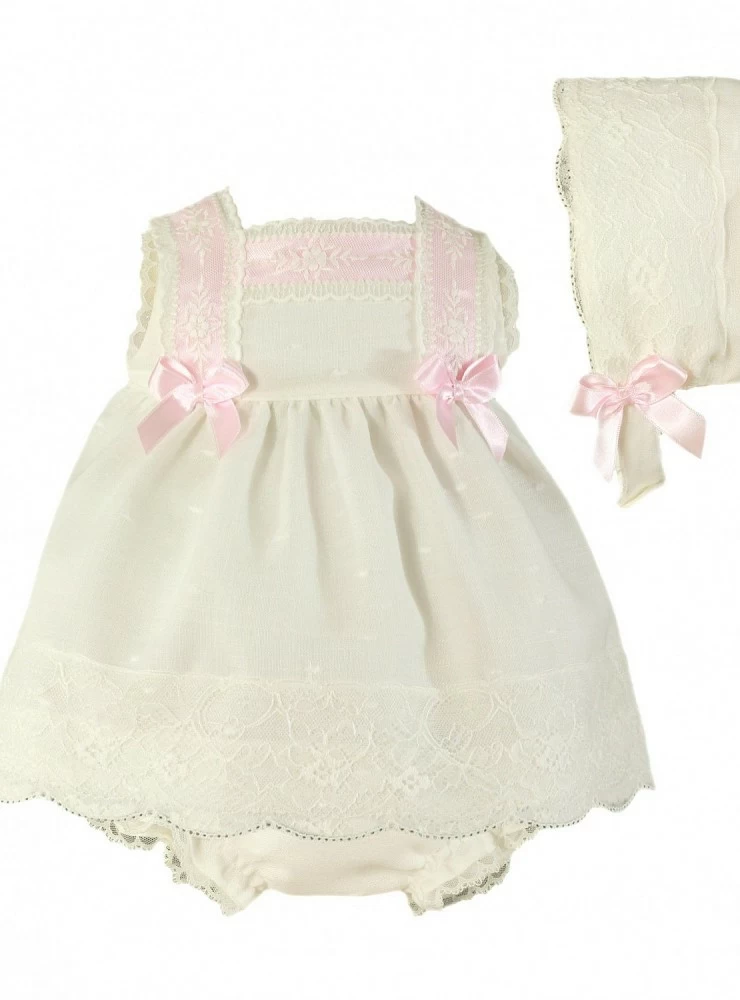 Girl's three-piece set. Beige with pink.