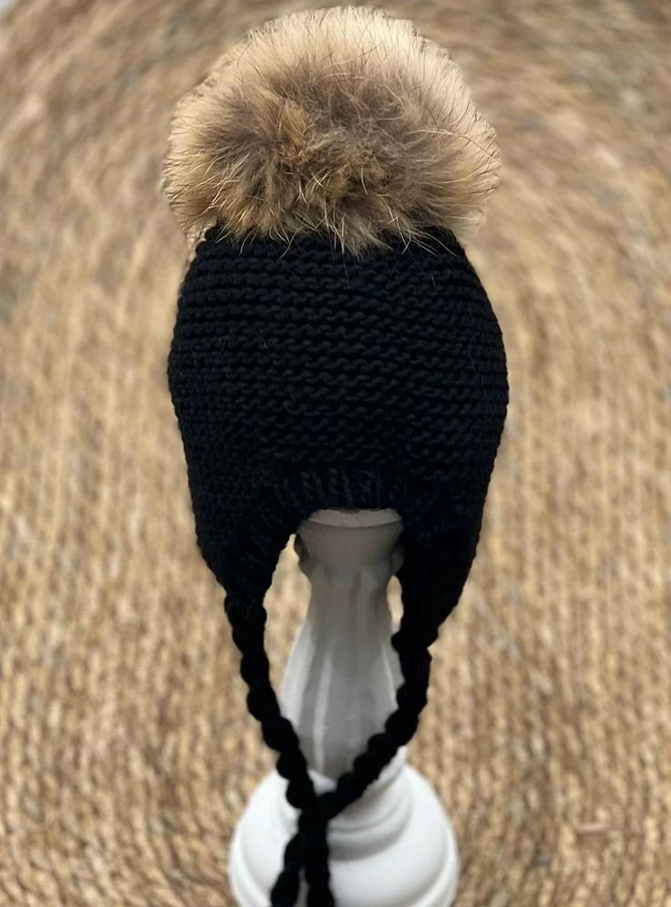 Gorro aviador de punto gordito con pompón de pelo