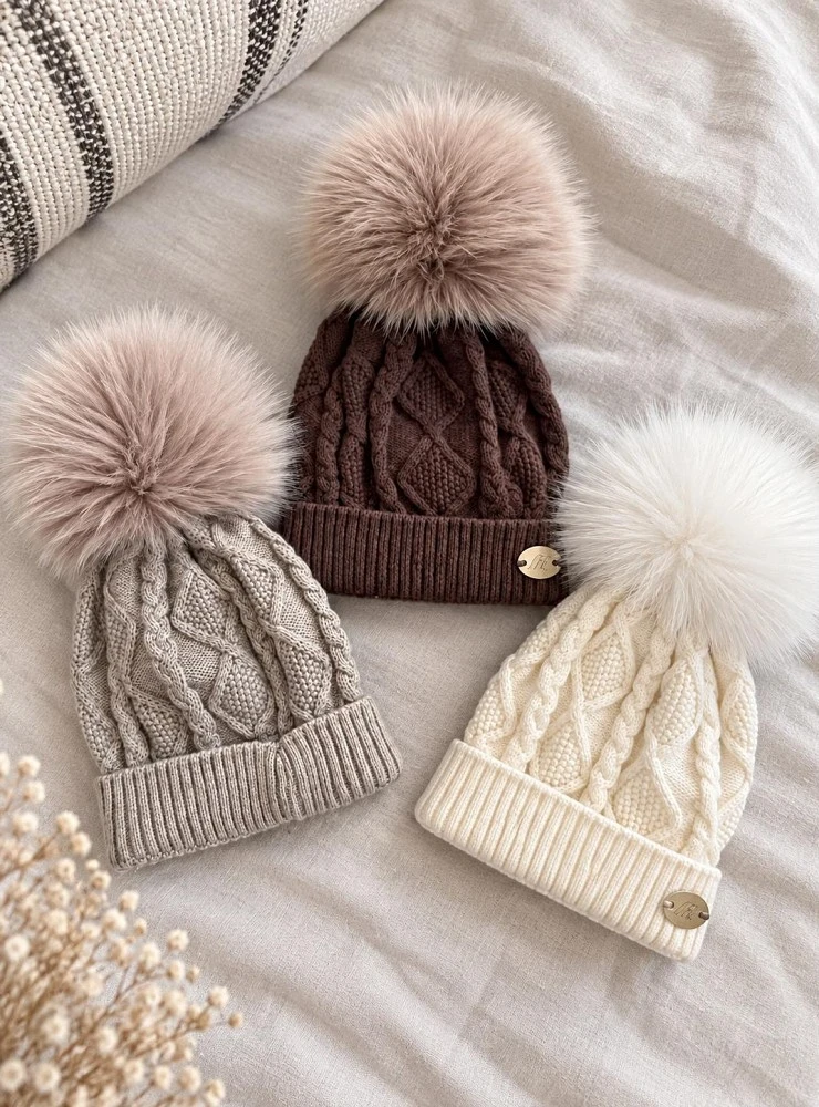 Gorro Unisex con Pompón Desmontable Tostado Beige y Chocolate