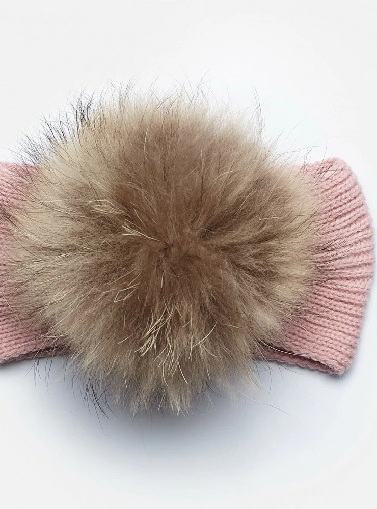 Knitted turban with fur pompom. two shades of pink