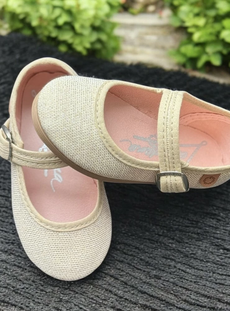 Linen Mary Janes with gold thread and a buckle clasp