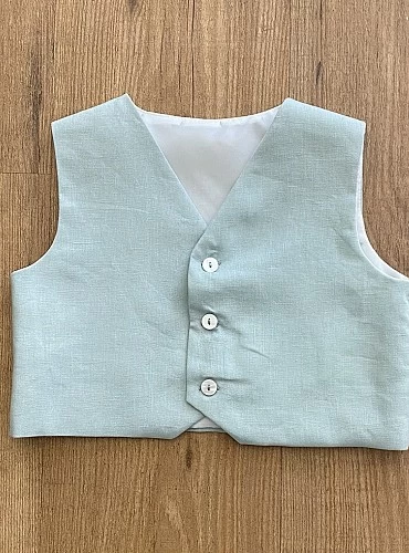 Linen vest in three colors.