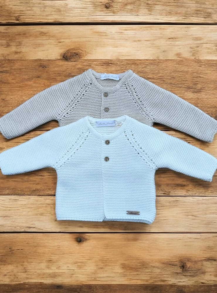 Long jacket in two-tone chunky knit.