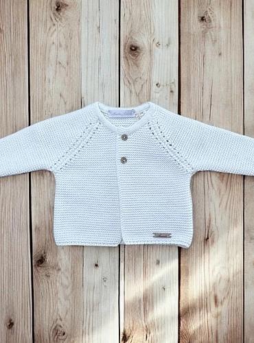 Long jacket in two-tone chunky knit.