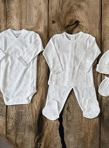 Pack de nacimiento unisex en tres colores colección Encanto