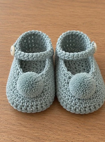Patucos Artesanales Bebé de Punto con Pompón | Unisex