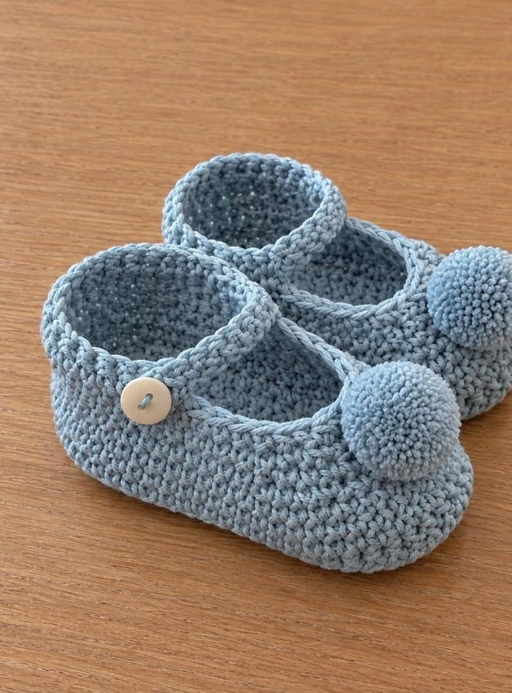 Patucos Artesanales Bebé de Punto con Pompón | Unisex