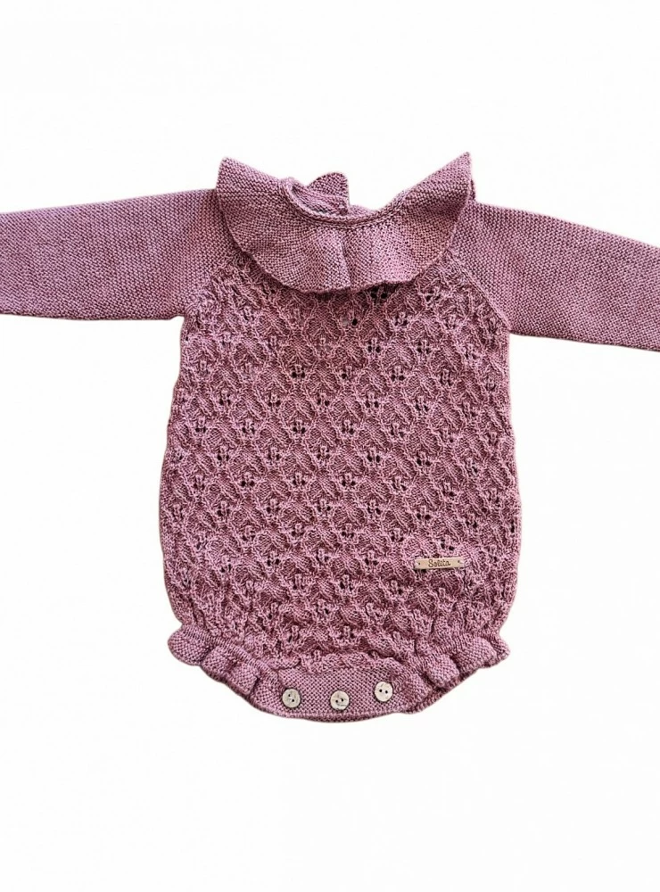 Pelele para niña en lana merino colección Vino de Toro