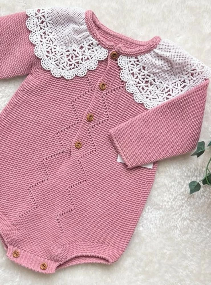 pelele para niña en punto colección Rose