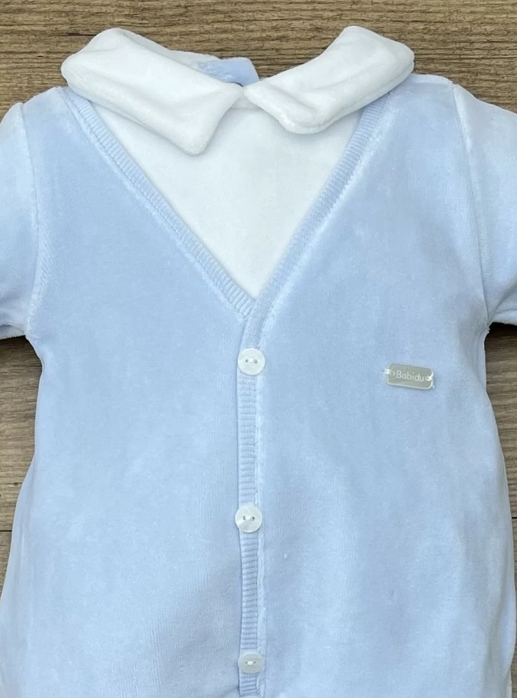 Pelele tunsodado en azul con blanco.