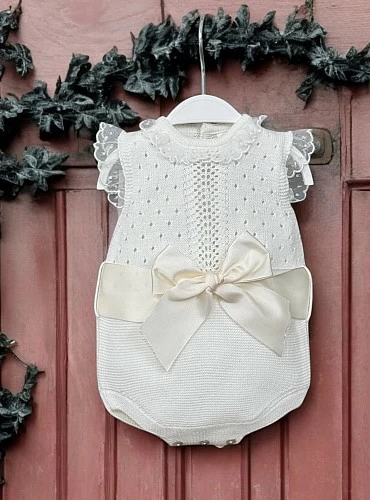 Pelele unisex color beige especial ceremonia