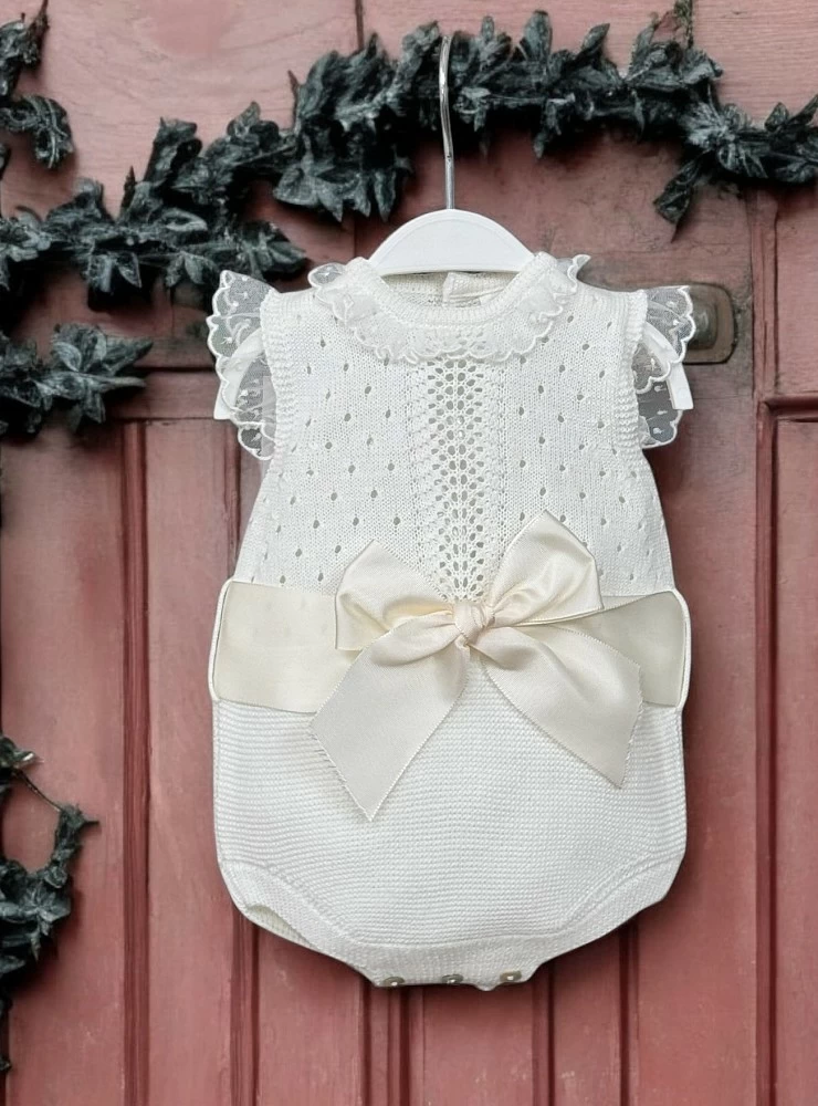 Pelele unisex color beige especial ceremonia