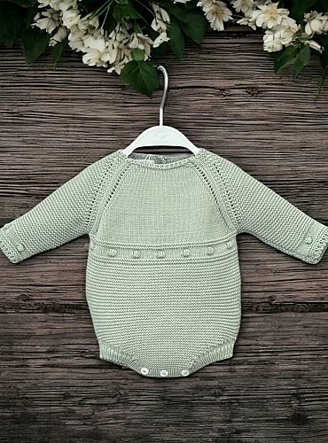 Pelele unisex de punto en tres colores