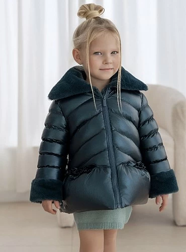 Plumas para niña metalizado.