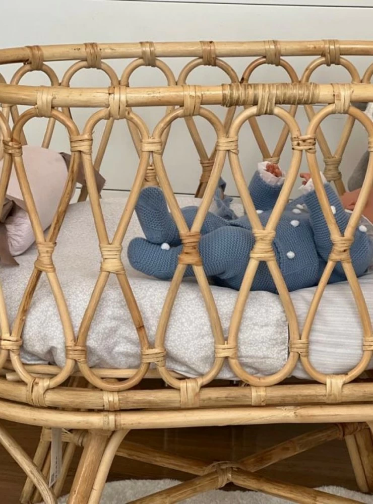 Rattan mini crib. with mattress. immediate delivery (only for Spain)
