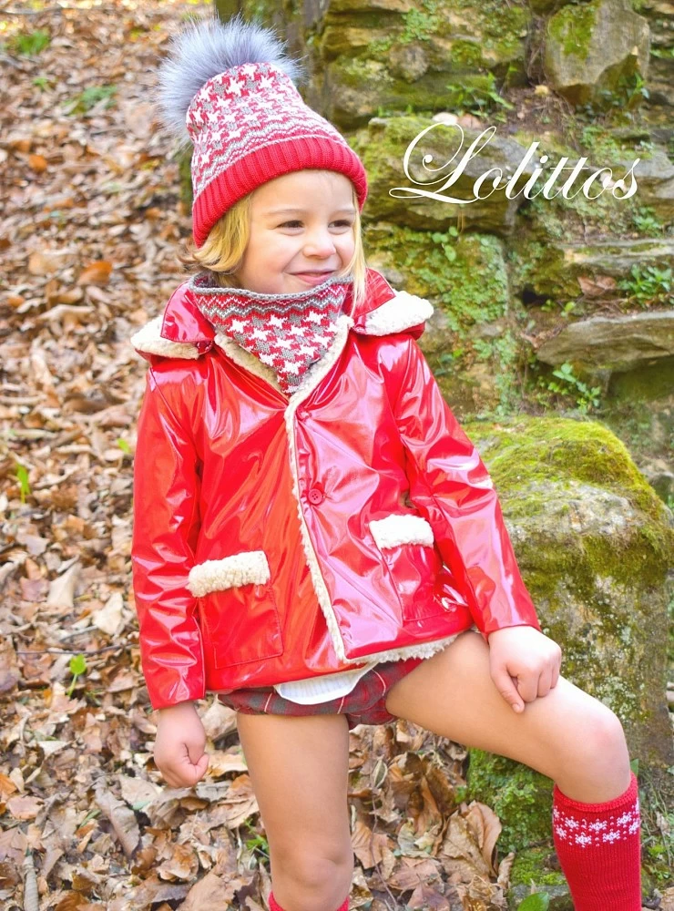 Red patent leather coat for boy Nadal collection by Lolittos