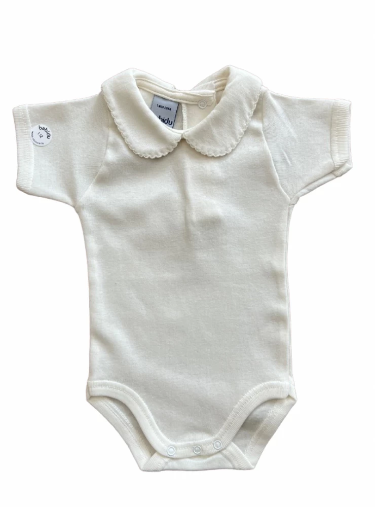 Short-sleeved bodysuit with baby collar. unisex