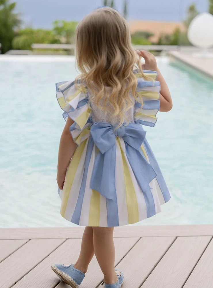 Striped dress for girls in various shades.