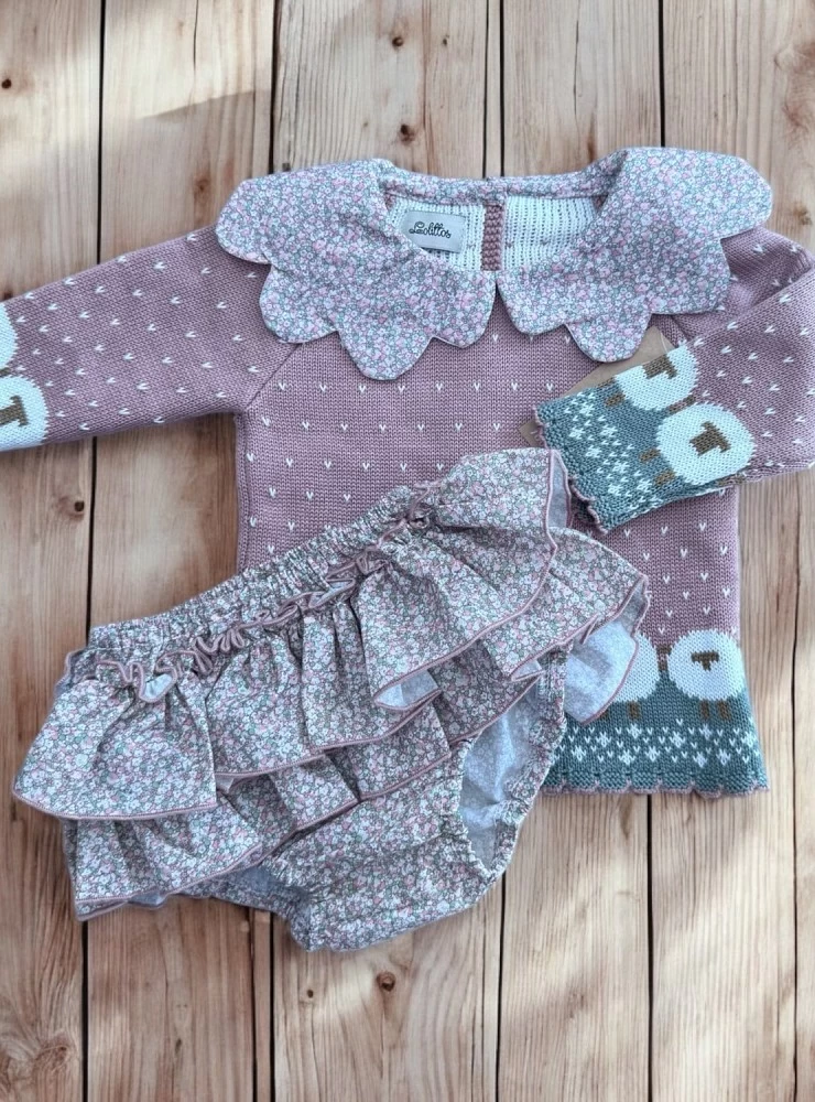 Sweater and panty set for girls from the Borreguito collection by Lolittos