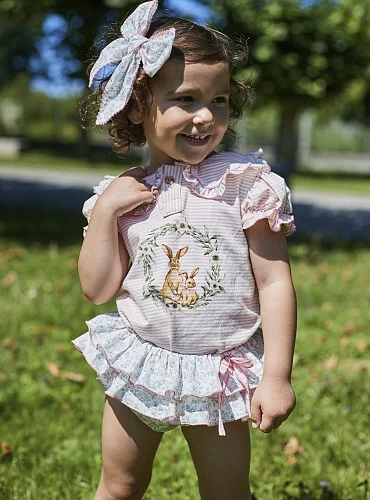 T-shirt and panties with ruffles. Kids & Baby Collection from La Martinique