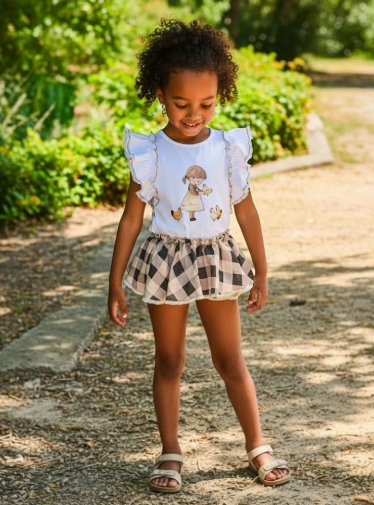 T-shirt and skirt set from the Mini Martinicas Collection