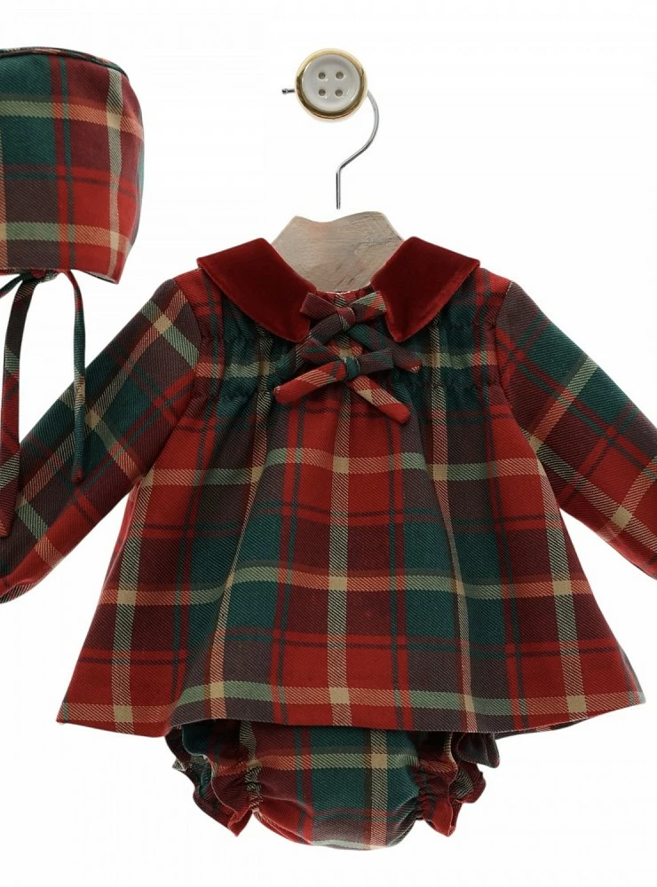 Three-piece girl's set, Tartan collection