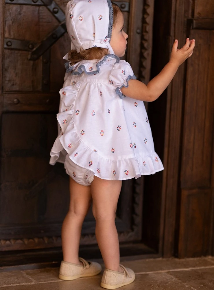 Three-piece set from the Mosaic collection