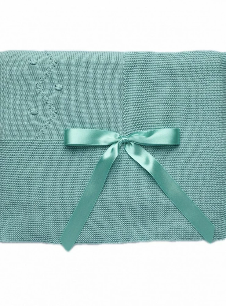 Toquilla or shawl in lake green zis zas stitch. Unisex