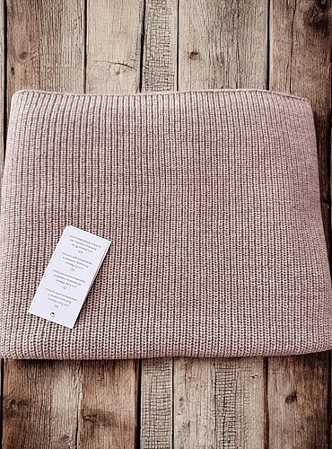 Toquilla unisex en lana merino. Dos colores