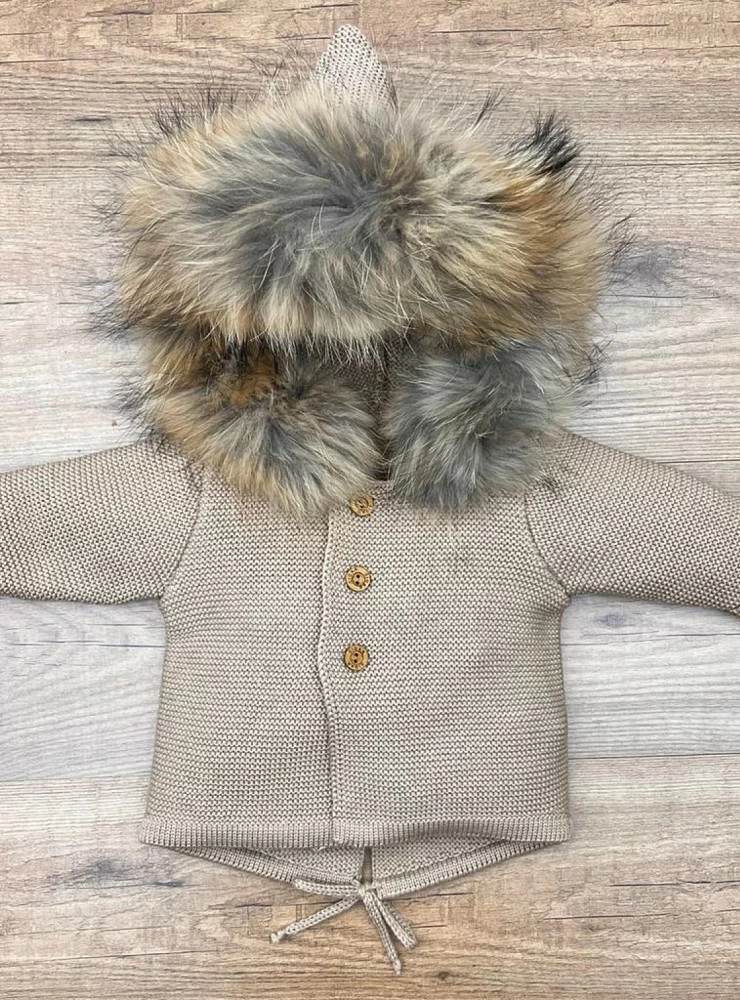 Trenka for boy in chubby knit with natural fur.