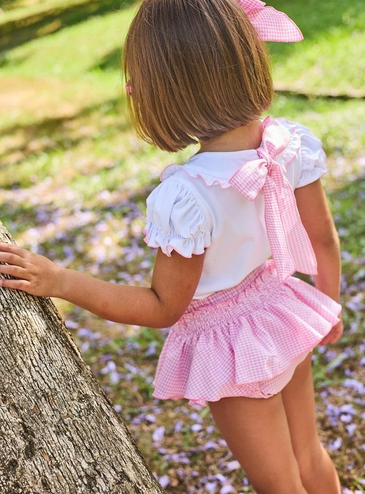 Two-piece outfit for girls. Rabbits Collection