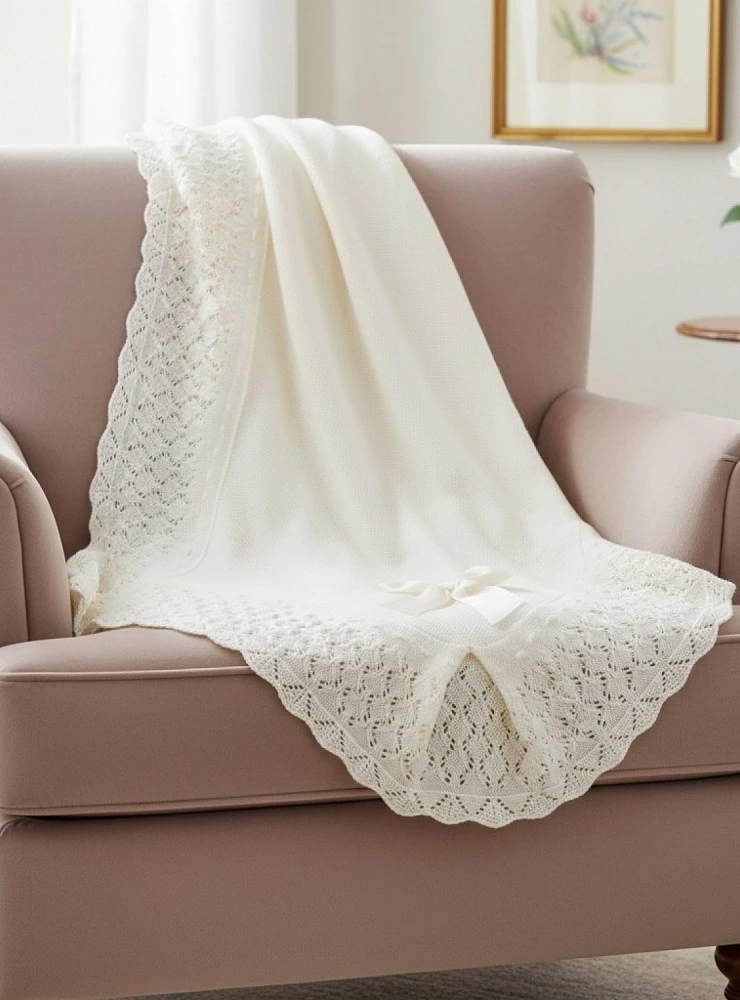 Unisex beige shawl for special occasions.