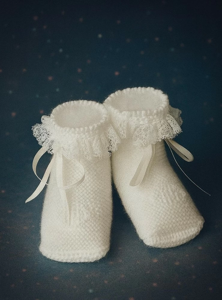 Unisex Bigeyes for the special ceremony. Limited Edition